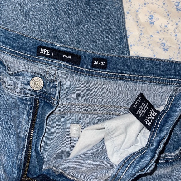 men’s buckle jeans - Picture 2 of 3